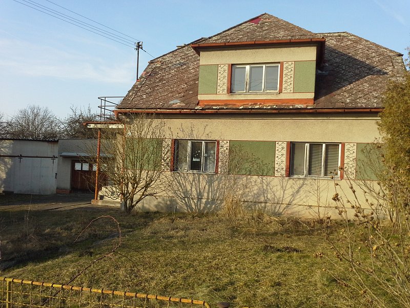 PROSTORNÝ DŮM 4 + 1 - ZAJÍMAVÁ INVESTIČNÍ PŘÍLEŽITOST V OBCI NOVÝ MALÍN U ŠUMPERKA