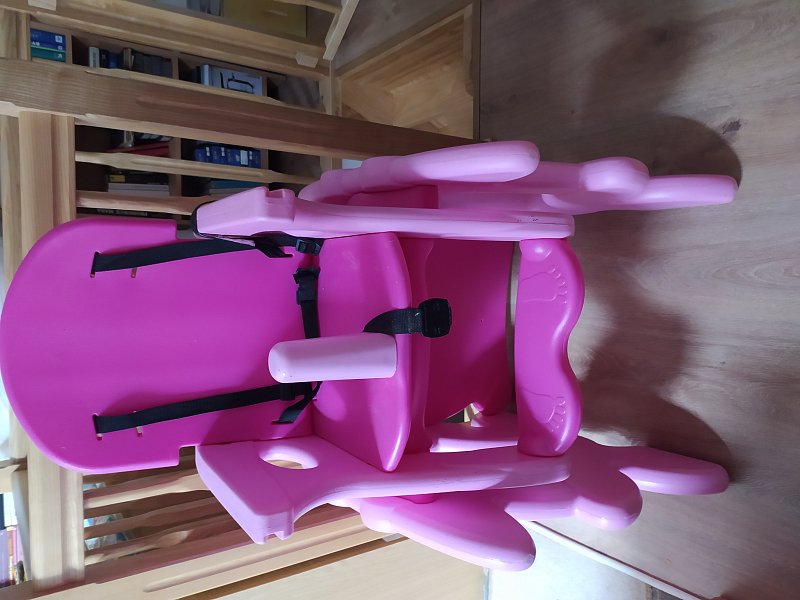 Prodám dětskou skládací jídelní židličku