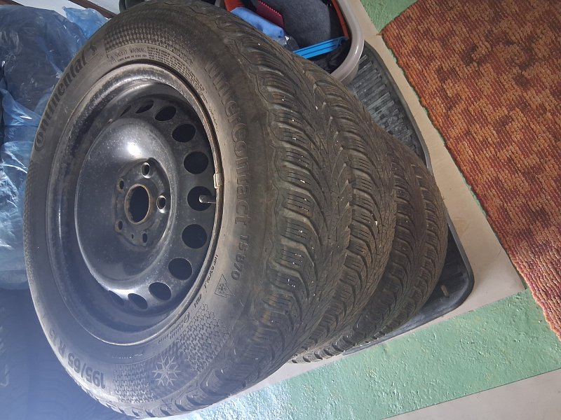 Prodám sadu zimních kol 5x112 octavia 3
