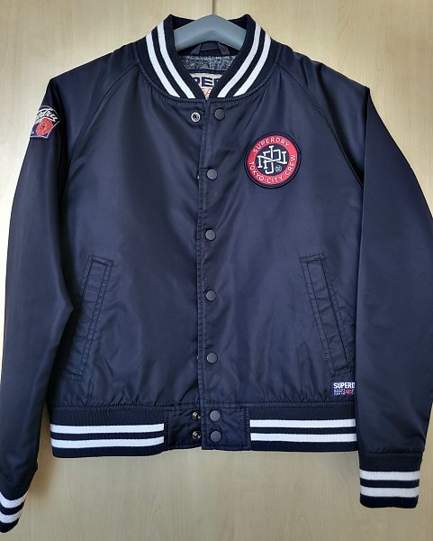 NOVÁ ZNAČKOVÁ BUNDA, zn. SUPERDRY, London.