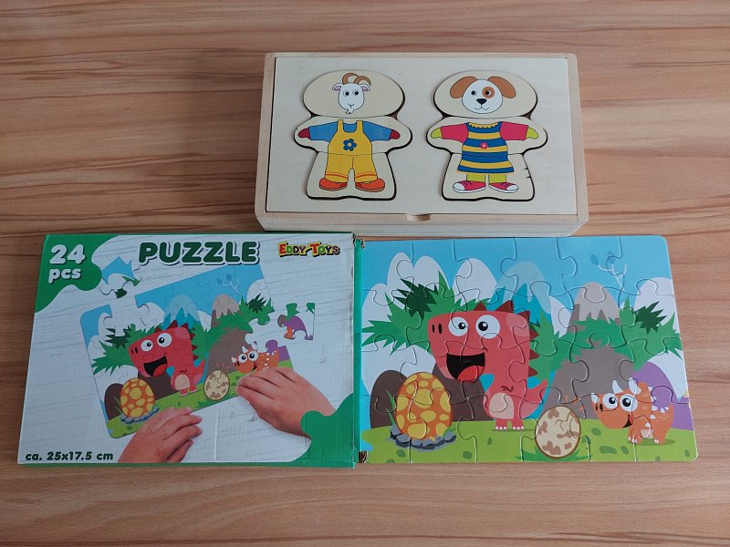 Dřevěna vkladacka  a puzzle