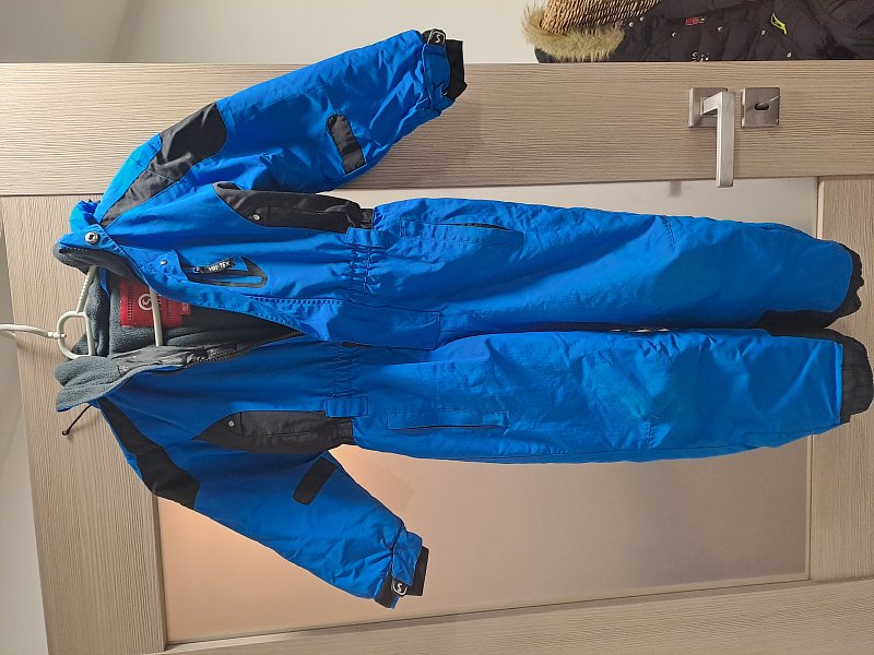 Zimní kombinéza vel. 110/116