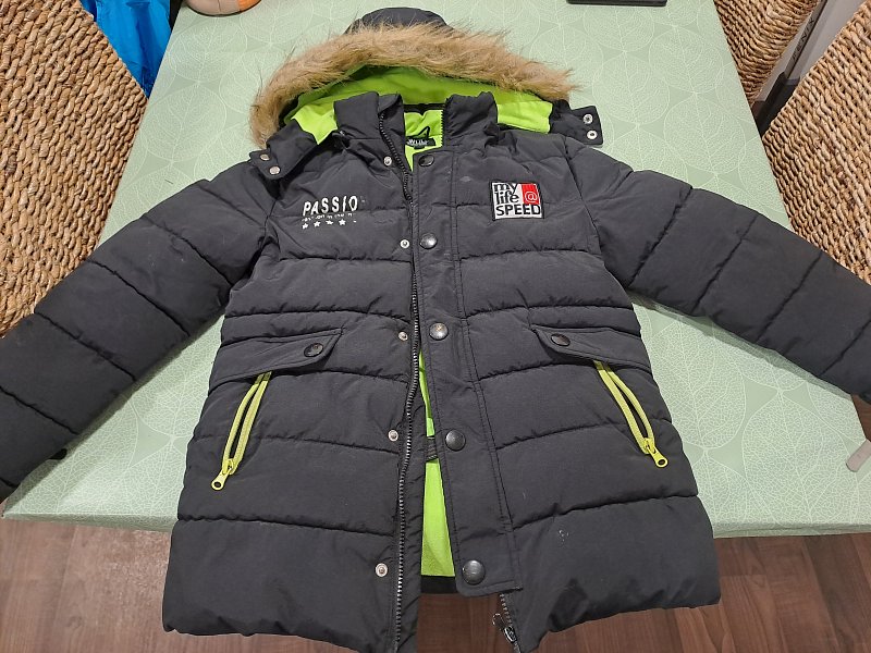 Zimní bunda vel. 140