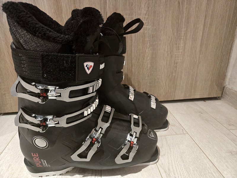 Sjezdové lyžařské boty Rossignol