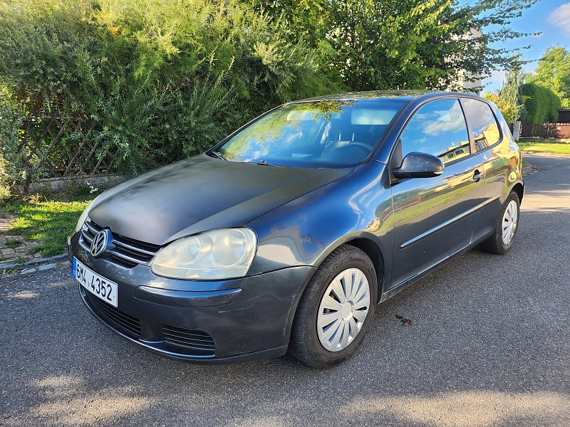 Volkswagen golf V