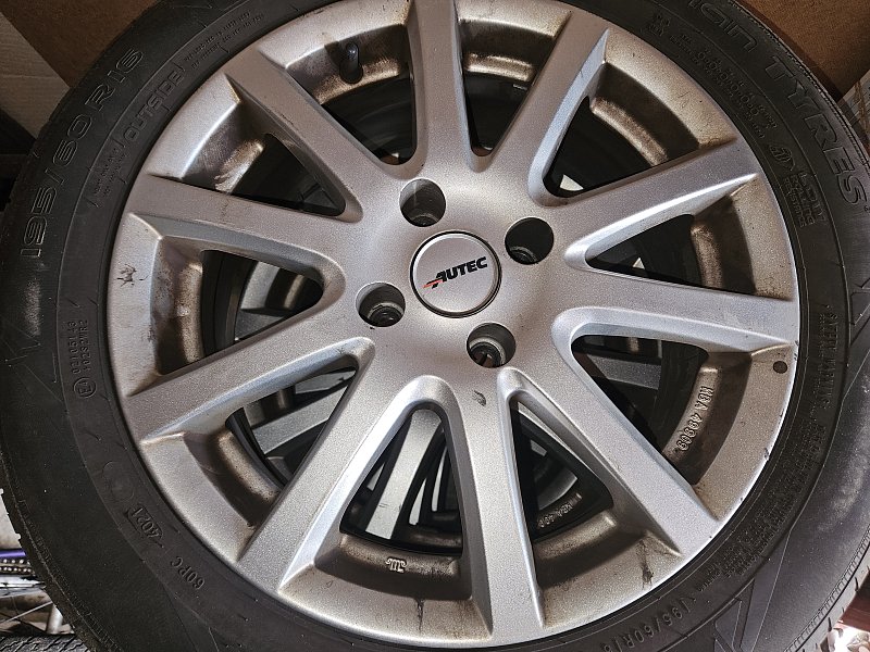 16´ ALU disky + letní pneu