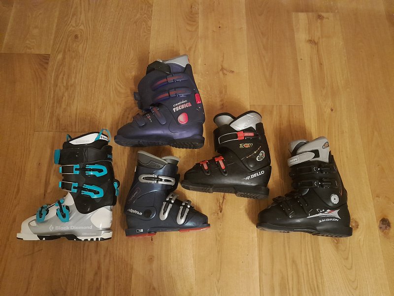 Prodám lyžaky 35 - 40