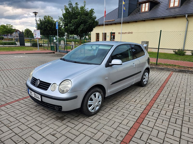 Volkswagen polo 1.4 55kw rok 2002 nová STK