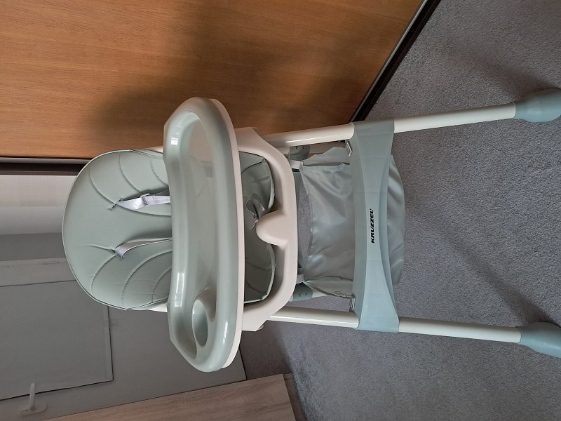 Dětská jídelní židlička