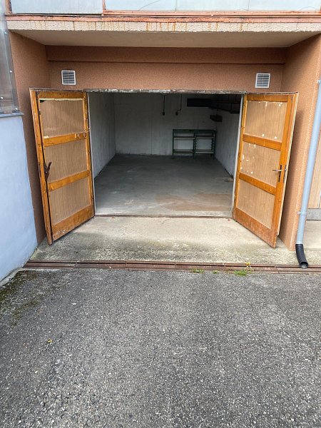 Pronájem garáže – 20 m², Jiřího z Poděbrad, Šumperk