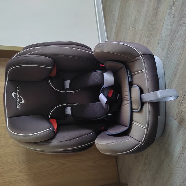 Prodám autosedačku Babypoint, 9 - 36 kg