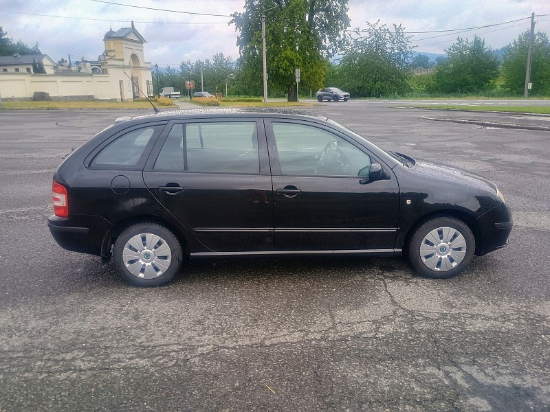 Prodám Škoda Fabia 1,4 16V 55 KW r 2006 NOVÁ STK, ROZVODY, SERVISKA
