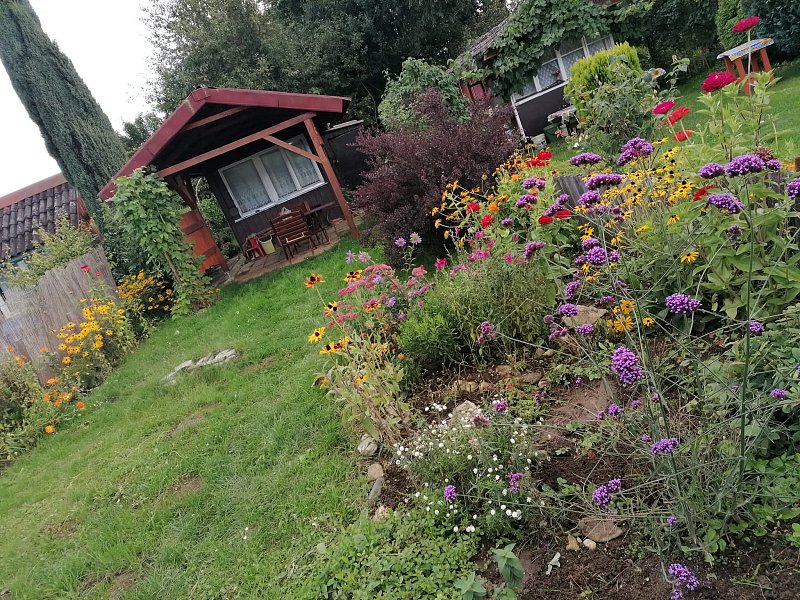 Prodej chaty,pergoly v zahrádkářské kolonii