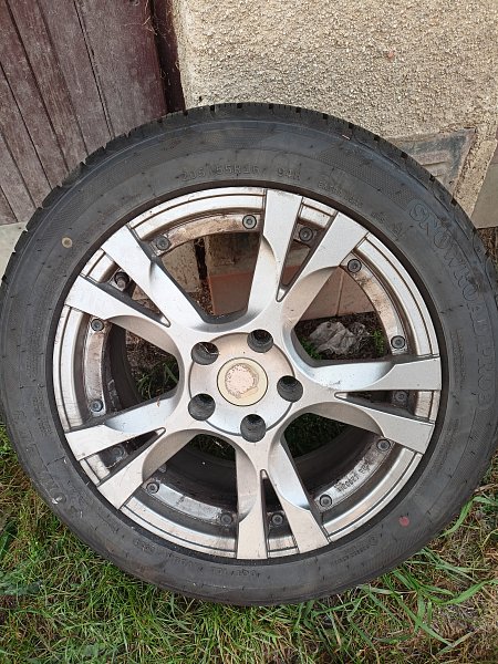 Zimní pneumatiky s disky