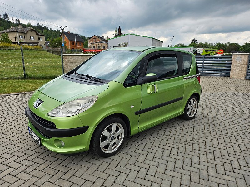 Peugeot 1007 1.6 benzín 80kw rok 2006