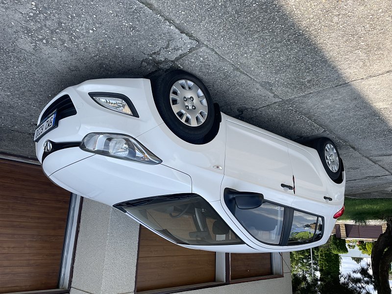 Hyundai i20, 1.2i, naj. 90 000 km, ČR, 1. maj.