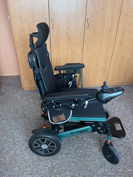 Elektrický invalidní vozík