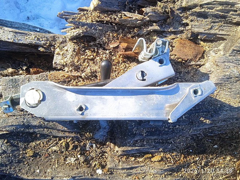 Škoda fabia originál zvedák pěkný,150k.c.