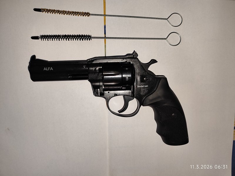 Zbraň Flobert Alfa 641