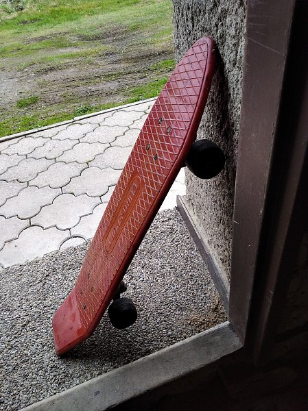 Skateboard