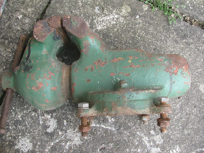 VELKÝ SVĚRÁK na opravu