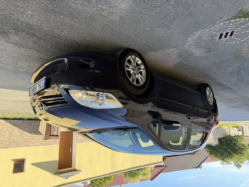 Toyota Auris, 1,33 VVT-i, 1. majitel, ČR