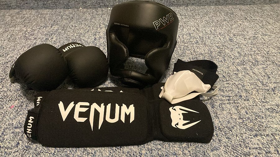 Vybavení na MMA, sebeobranu