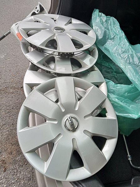 ORIGINÁL POKLICE NISSAN 15