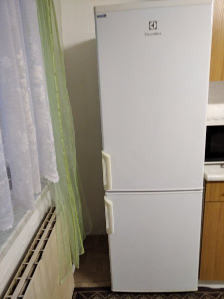 CHladnička s mrazničkou  ELEKTROLUX