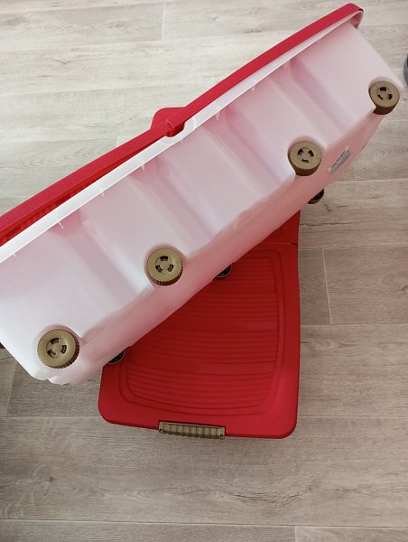 Úložné boxy