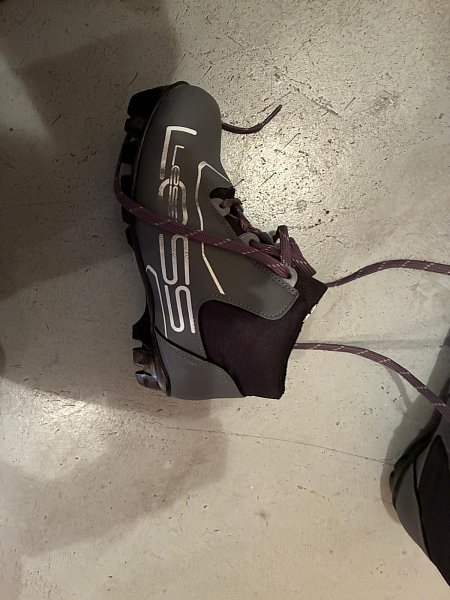 dětské boty na běžky vel. 35