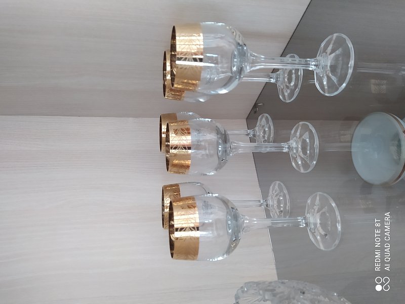 NEPOUŽITÉ SKLENIČKY