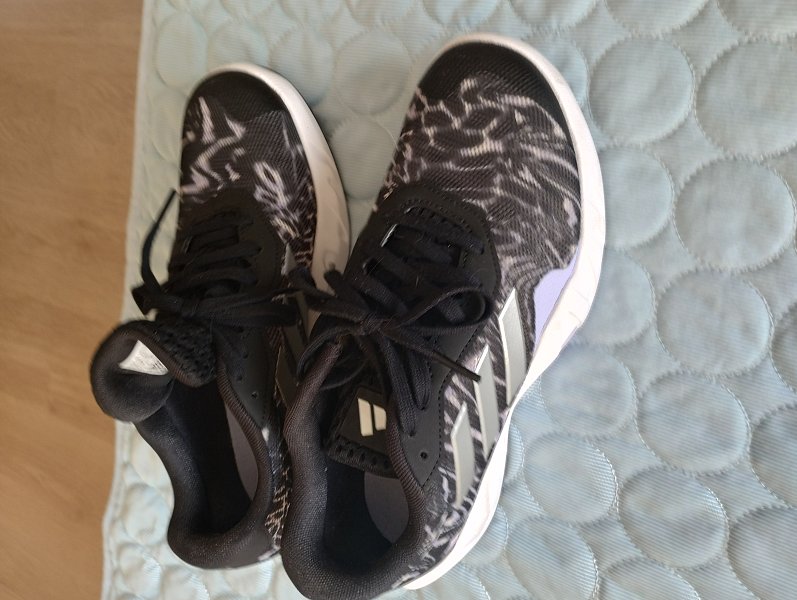 Zánovní fitness boty Adidas vel. 39 1/3