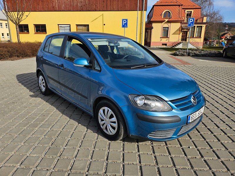 Volkswagen golf V plus