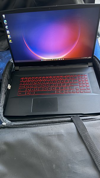 Herní MSI notebook