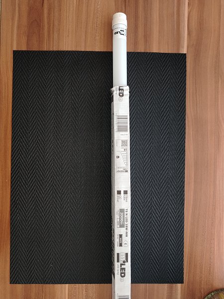 LED trubice 120 cm, čtyři kusy