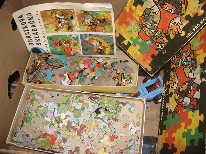 stará hra puzzle Rumcajs