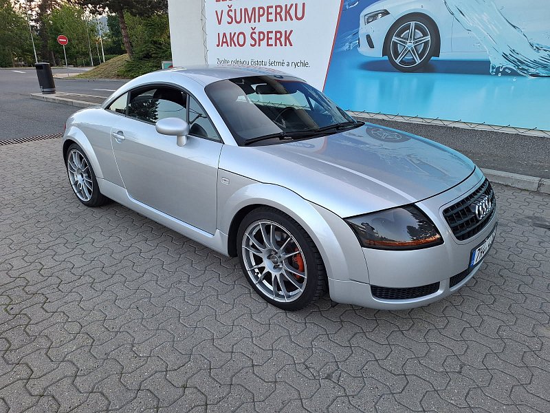 Audi TT S-line 1.8T 132kw