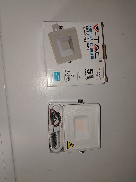 LED reflektor 10W