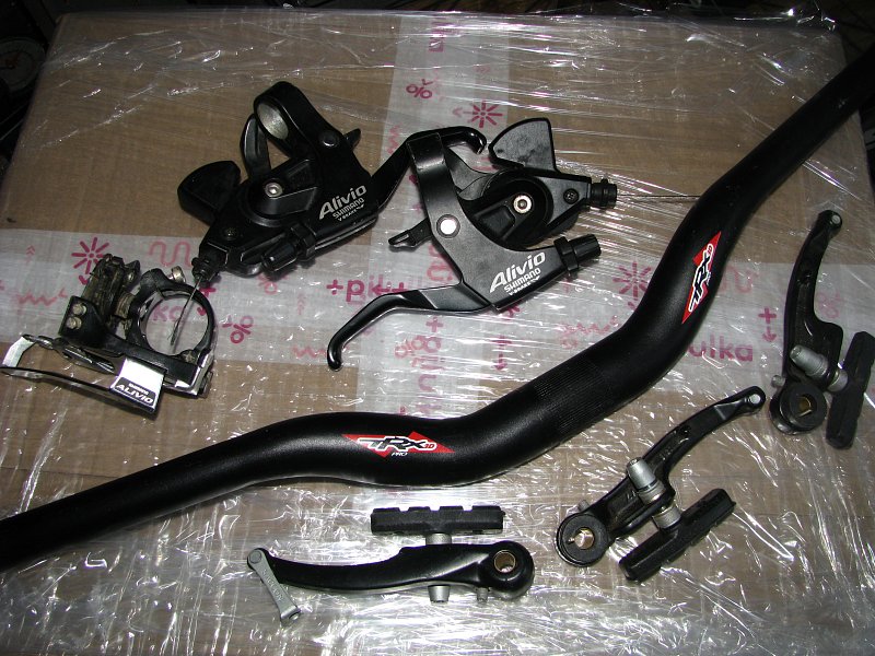 shimano alivio řazení  3x8 a řidítka