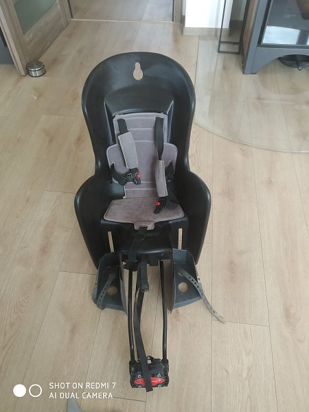 Prodám dětskou sedačku na kolo