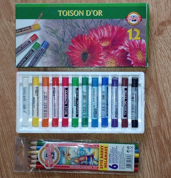 Nové KOH-I-NOOR Křídy prašné 12ks a pastelky 6ks