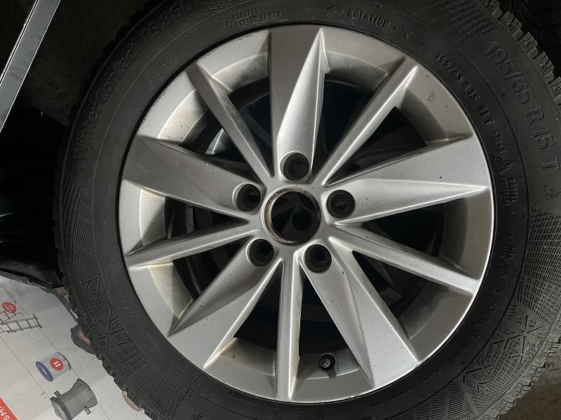 Al Kola na VW Golf VII