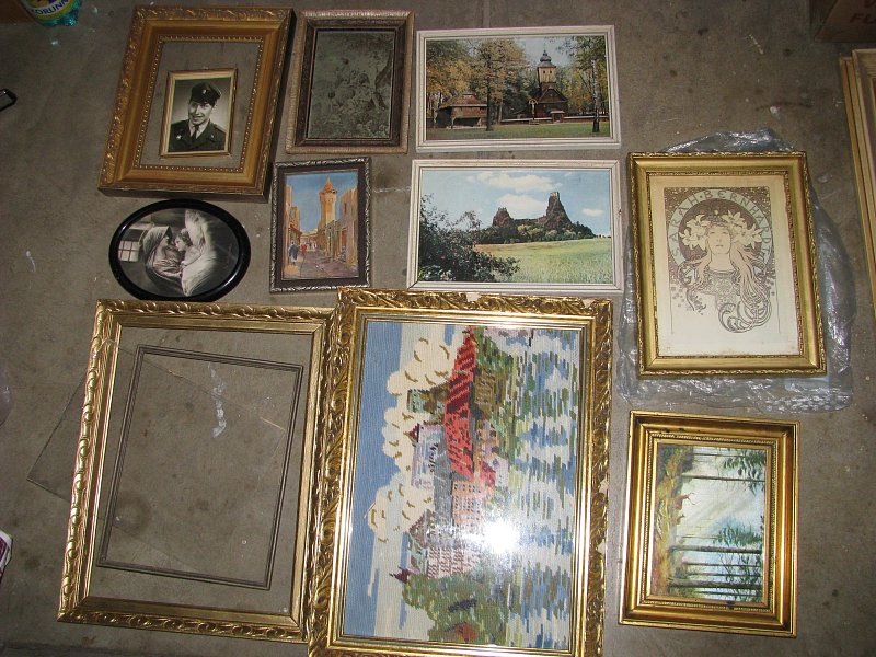 staré menší rámy