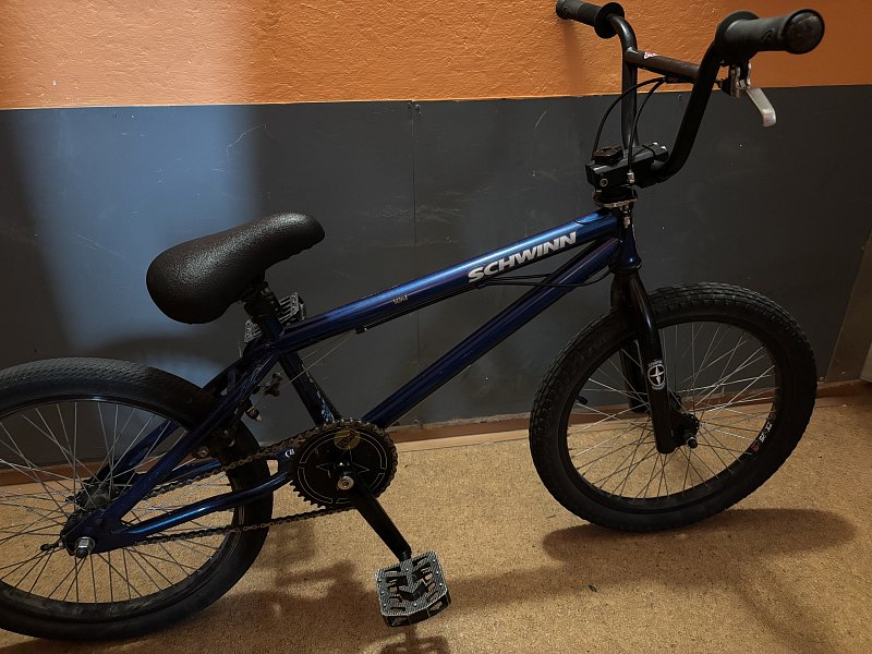 Prodám BMX kolo Schwinn Lavin 500