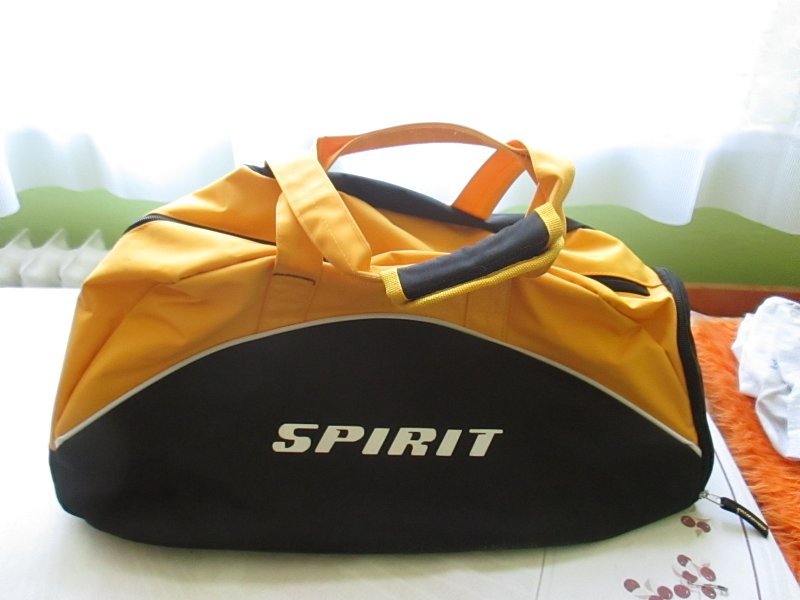 Sportovní taška