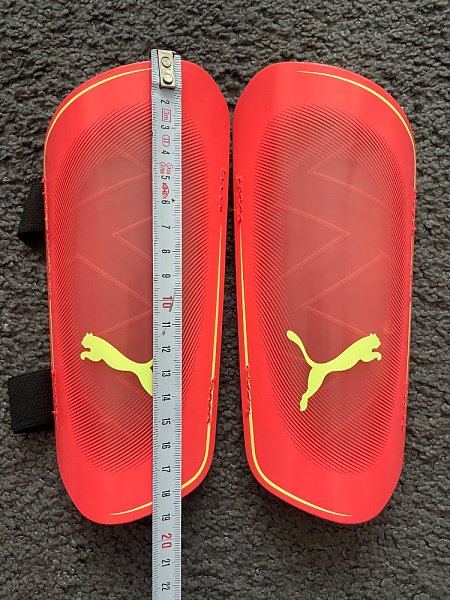 Fotbalové chrániče