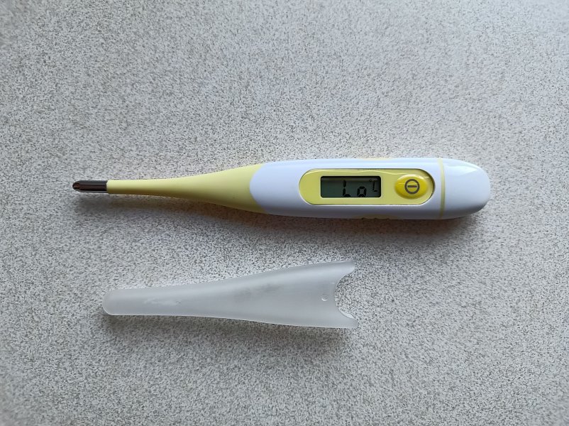 Digitální teploměr dětský.