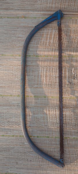 Velká ruční pila.