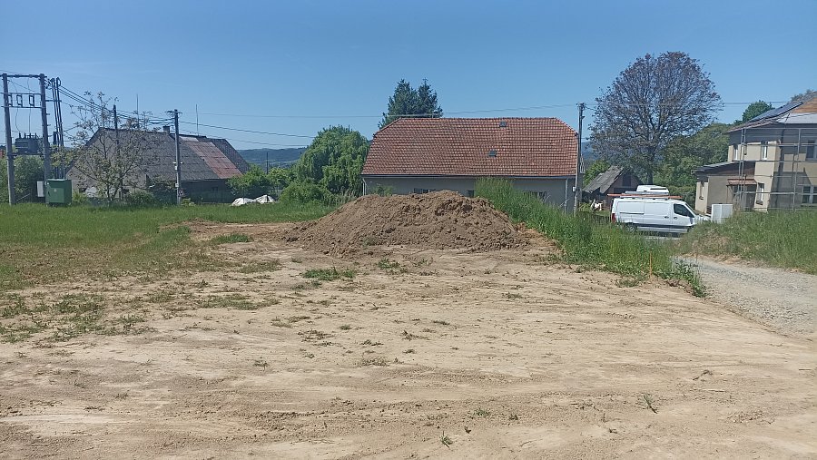 Hlína za odvoz